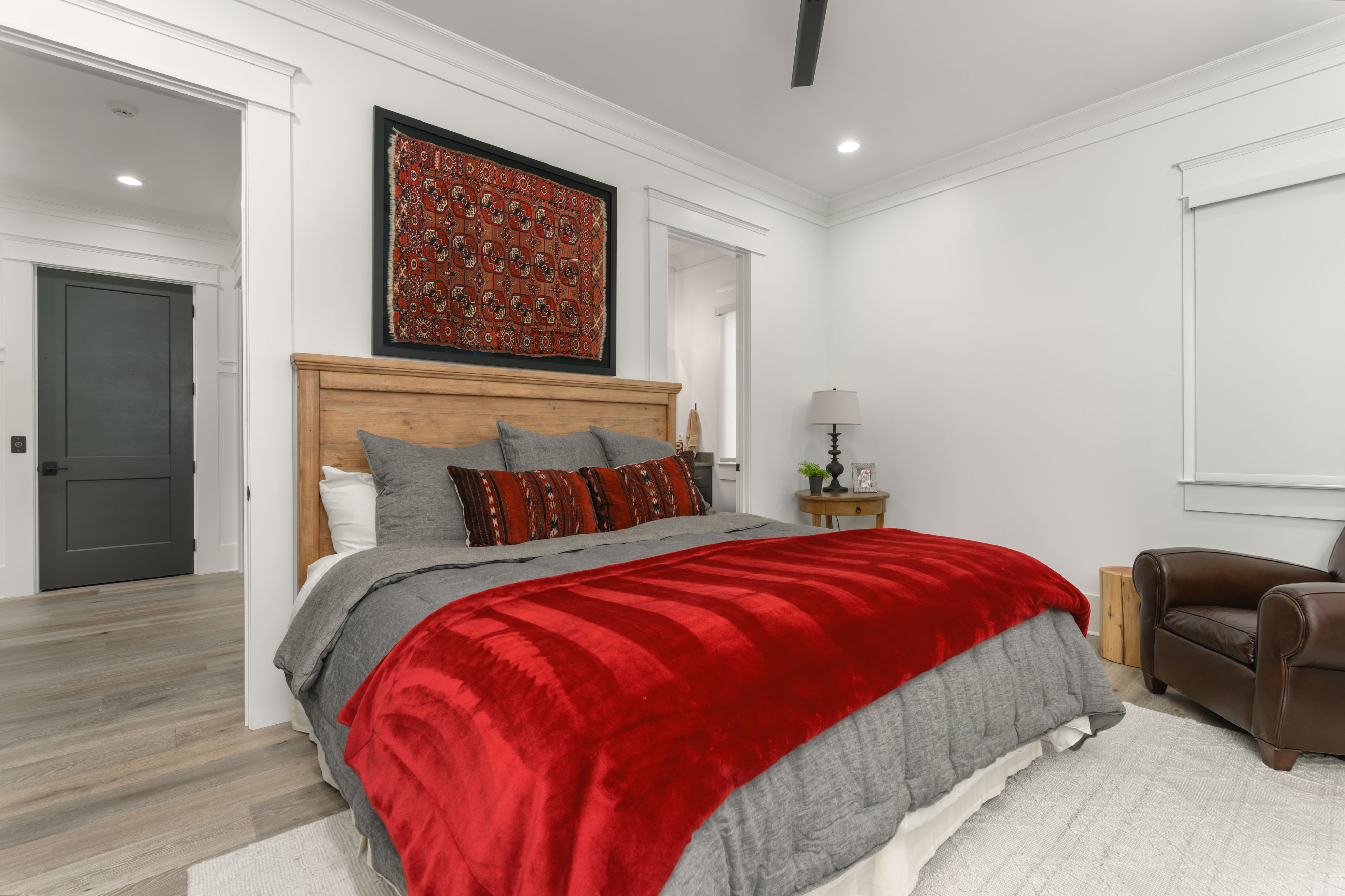 1051 South Shoals Drive image 36